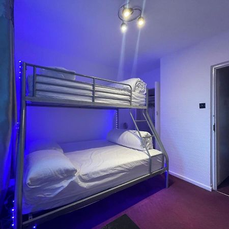 Room With Shared Kitchen Лондон Экстерьер фото